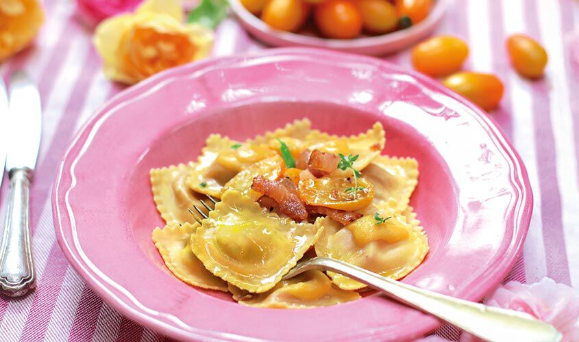 Primi e Sughi - Ravioli Caciocavallo, Pomodorino Giallo e Guanciale